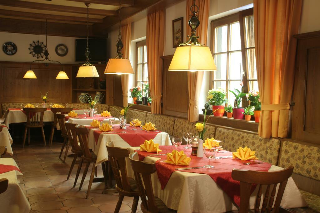 Gasthaus Hirsch Hotel Капелродек Екстериор снимка
