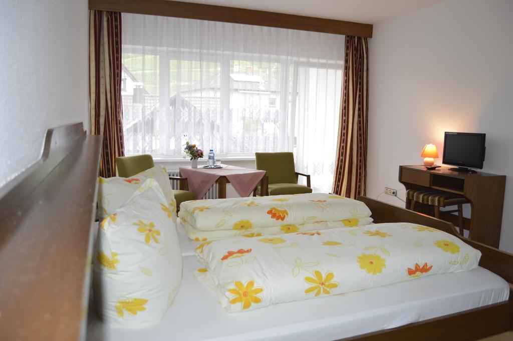Gasthaus Hirsch Hotel Капелродек Екстериор снимка