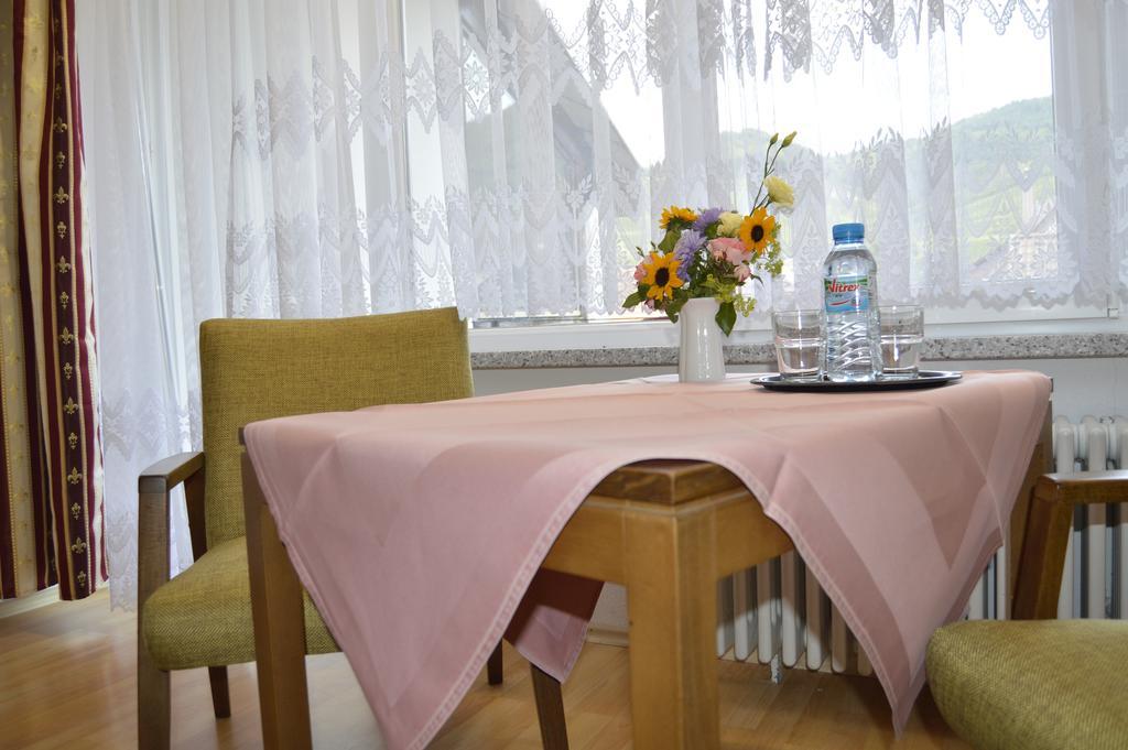 Gasthaus Hirsch Hotel Капелродек Екстериор снимка
