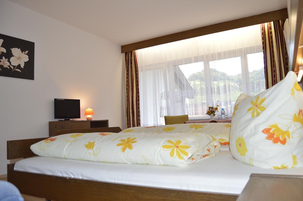 Gasthaus Hirsch Hotel Капелродек Екстериор снимка
